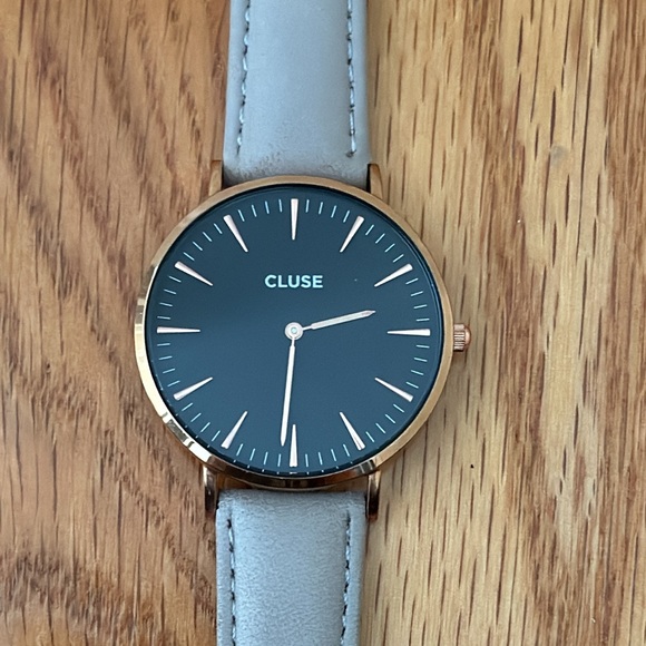 CLUSE NEW Watch Black w/Rose Gold Tone & Leather Straps & Case - Picture 2 of 10